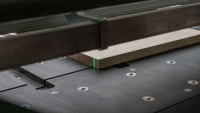 Linienlaser für Schnittlinie Linienlaser für Schnittlinie