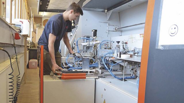 Schreinerei Schmaus from Bad Wurzach is satisfied with its Lumina edge banding machine from HOLZHER Schreinerei Schmaus from Bad Wurzach is satisfied with its Lumina edge banding machine from HOLZHER