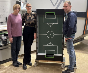 Joinery Leonhart foosball table production with Holzher 5-axis CNC machining center