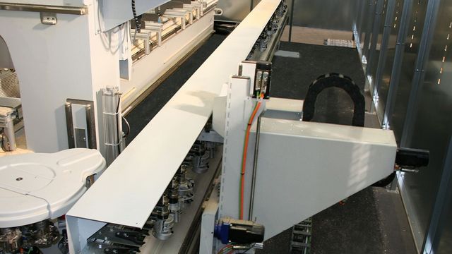 Plenty of space for a wide variety of tools Plenty of space for a wide variety of tools